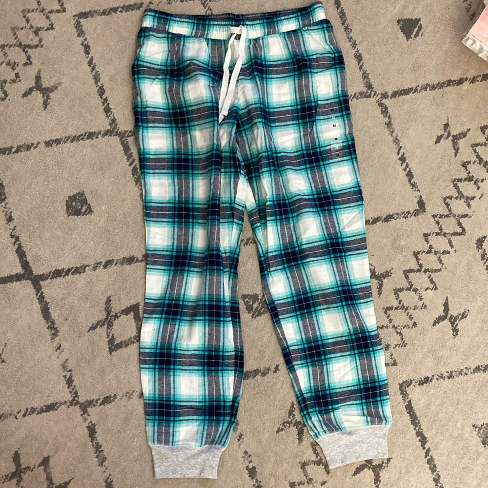 Size M new with tags Plaid Lounge Pants with Drawstring